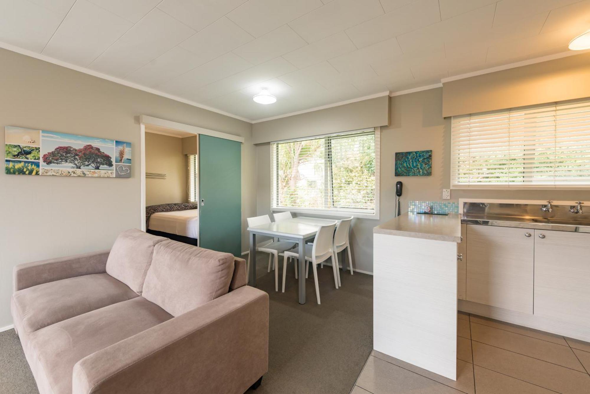 Averill Court Motel Paihia Kültér fotó